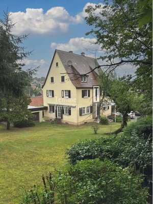 3-Familien-Haus | renovierungsbedürftig | großes Grundstück | Emskirchen
