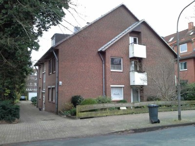 Gemütliche 2-Zimmer-Wohnung mit Balkon und EBK im Herzen von Buxtehude (2 Min. zum Bahnhof)