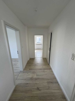 Erstbezug nach Sanierung: ansprechende 2-Zimmer-Wohnung mit Einbauküche in Brunsbüttel