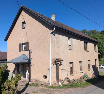 Zweifamilienhaus in idyllischer Lage von Föritz