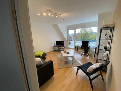 Stilvolle, neuwertige 2-Zimmer-Wohnung mit Balkon und EBK in Sulzbach