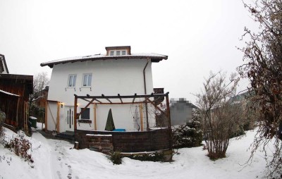 Charmantes, saniertes Einfamilienhaus in Regen