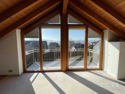 Sofort bezugsfrei! Maisonette-Wohnung mit atemberaubender Seesicht in Gaienhofen