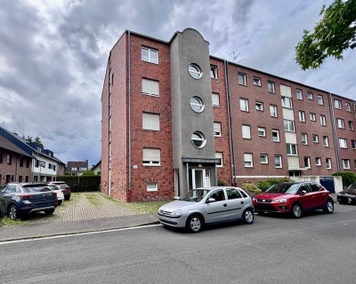Helle Maisonettewohnung mit Balkon und Außenstellplatz in Neuss-Weckhoven