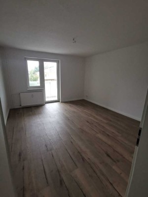 Schöne 3-Zimmer-Wohnung mit Balkon in Gehlsdorf