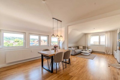 Moderne, lichtdurchflutete Maisonette in bester Lage