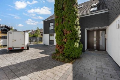 Geräumiges Einfamilienhaus mit Einliegerwohnung und großem Garten