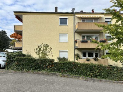 Stilvoll modernisierte  3-Zimmer-Wohnung mit Balkon und Garage - hochwertig und bezugsfertig