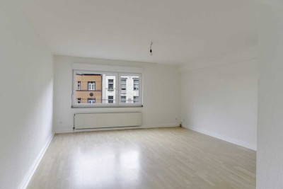 Düsseldorf-Grafenberg: 
Frisch renovierte  Zweiraum-Wohnung in zentraler Lage