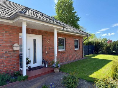 Ebenerdige Doppelhaushälfte mit Garten, Garage und Ausbaupotenzial