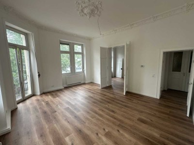 Aufwendig sanierte 4-Zimmer Wohnung in zentraler Lage von Wiesbaden.
