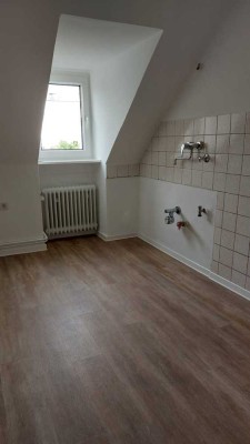 TOP 2,5R Wohnung, frisch renoviert und bezugsfertig in der Innenstadt Gladbeck