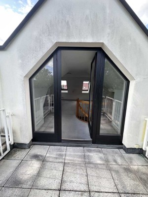 Erstbezug nach Sanierung: 3-Zimmer-Wohnung mit Einbauküche, Balkon, Keller in Stuttgart-Weilimdorf