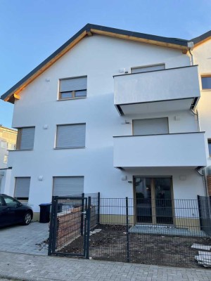 Erstbezug NEUBAU Energieeffizienz A+: Moderne 2-Zimmer-Wohnung mit Garten in Oberursel (Taunus)