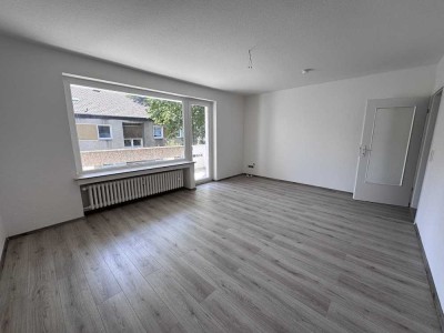 // wir haben saniert // gemütliche 2 Zimmer Wohnung mit Balkon //