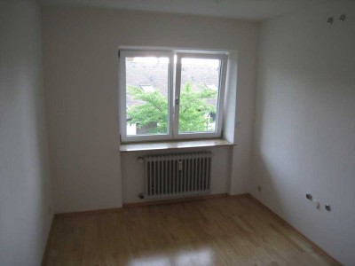 Schöne und sanierte 3-Zimmer-Wohnung mit gehobener Innenausstattung in Freiburg im Breisgau