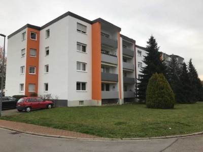 Helle 2 Zimmer Wohnung in Neuenburg