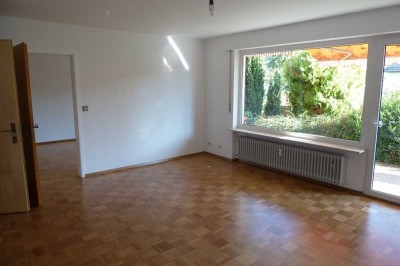 2-Zimmerwohnung/Küche/Bad EG-links