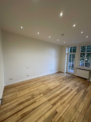 Schöne 3-Zimmer-Erdgeschosswohnung mit gehobener Einbauküche in Saarbrücken
