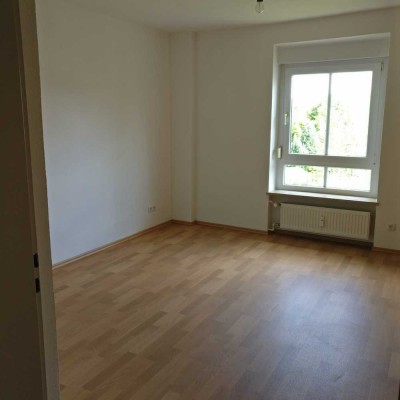 Schöne und vollständig renovierte 3-Raum-Wohnung in Tirschenreuth