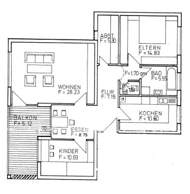 Erstbezug nach Sanierung: 3,5-Zimmer-Wohnung mit EBK und Balkon in Kressbronn