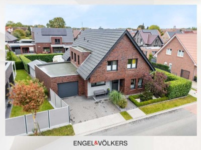 Modernes EFH (Bj. 2017) mit Sauna, Kamin & Galerie – KfW 70 & Top-Zustand
