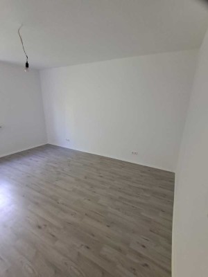 Geräumige 3-Zimmer-Wohnung in Duisburg - Goetheplatz