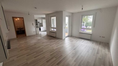 Modernisierte 1-Raum-Wohnung mit Balkon und Einbauküche in Schwäbisch
