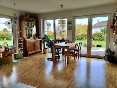 Barrierefreie Dreizimmer-Wohnung im Erdgeschoss mit großem Garten in Seelscheid