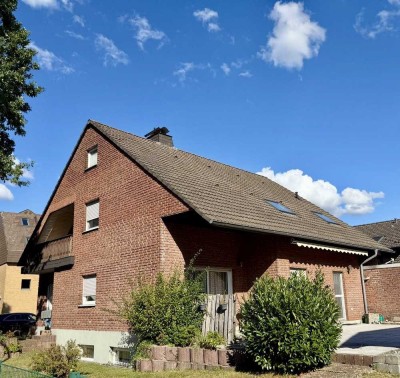 Freistehendes Einfamilienhaus mit Einliegerwohnung