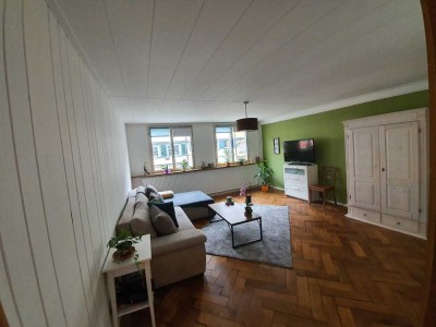 Altstadtwohnung mit Balkon: 135 qm Wohnfläche + 35 qm Hobbyraum/Homeoffice