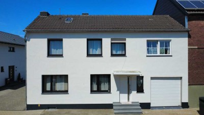 Saniertes Einfamilienhaus mit großem Garten am Ortsrand von Nörvenich