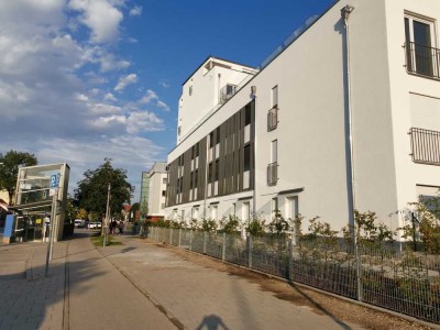 Neuwertige 1-Zimmer-Wohnung mit Balkon und EBK in München