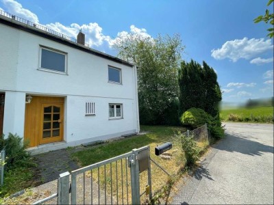 Sonniges Doppelhaus in ruhiger und beliebter Wohngebietslage!