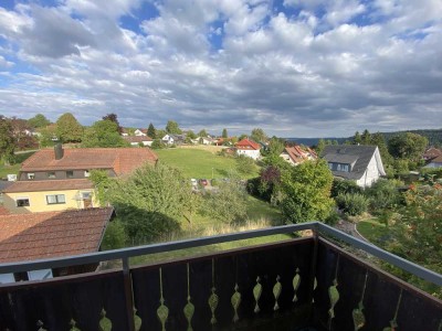 Exklusive 2 Zimmer Dachgeschosswohnung mit Balkon in Bad Teinach-Zavelstein perfekt für Singles/Paar