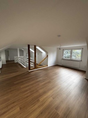 Helle Dachgeschosswohnung mit modernem Charme in Dortmund-Körne – 80 m² Wohlfühlfläche