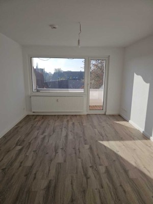 3 Zimmer-Wohnung mit Balkon im 3. OG, Erstbezug nach Vollmodernisierung