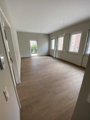 2 Zimmer EG Wohnung, zentrale Lage von MA-Seckenheim