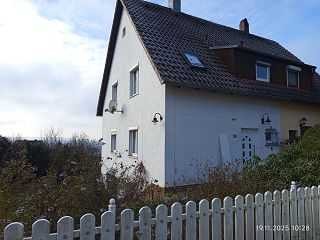 frei zum Bezug: Doppelhaushälfte in Traunricht