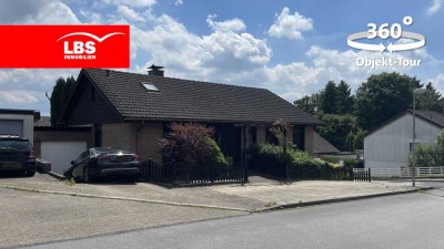 Modernes Einfamilienhaus mit Einliegerwohnung in ruhiger Wohnlage