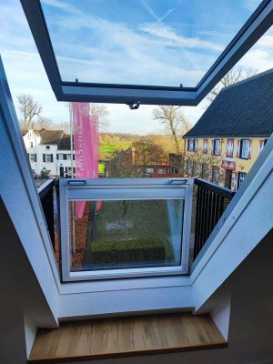 4-Zimmer Maisonette in Zons, Erstbezug nach Sanierung