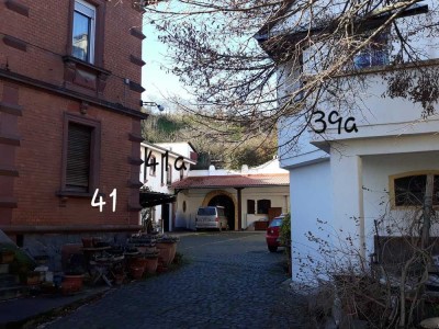 4-Zimmerwohnung in Metteheim mit Garage und Werkstatträumen