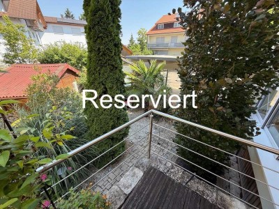 RESERVIERT / Top-gepflegte Doppelhaushälfte mit Vollausstattung inkl. Klimaanlagen