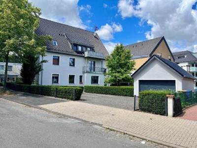 Ansprechende 4-Zimmer-Dachgeschosswohnung mit geh. Innenausstattung mit Balkon in Bad Oeynhausen