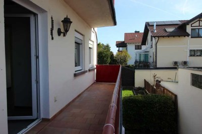 Schöne helle Wohnung in Bodenheim bei Mainz  zu vermieten