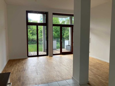 Charmante 3,5 Maisonette-Wohnung mit Balkon, Terrasse und EBK in Bonn-Oberkassel