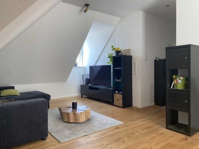 Helle 2-Zimmer Wohnung mit Einbauküche im Mietpreis enthalten