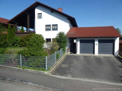 Großes EFH in ruhiger Lage