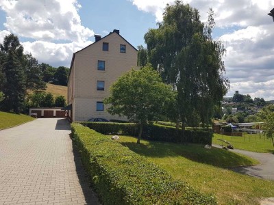 Provisionsfrei 3-Zimmer Eigentumswohnung EG hell, ruhig und naturnah mit zwei Stellplätzen vorm Haus