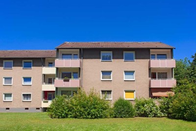 Gemütliche 3 - Zimmer Wohnung mit neuem Laminatboden, neuem Duschbad und Balkon